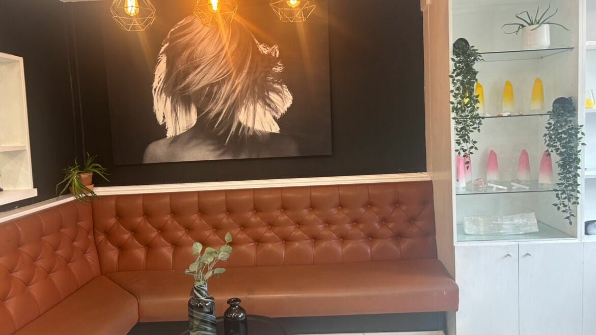 bd45ff43-dd62-4806-b9c1-425698b78654-headhuntersoldham-gb-england-oldham-fresha-9714599