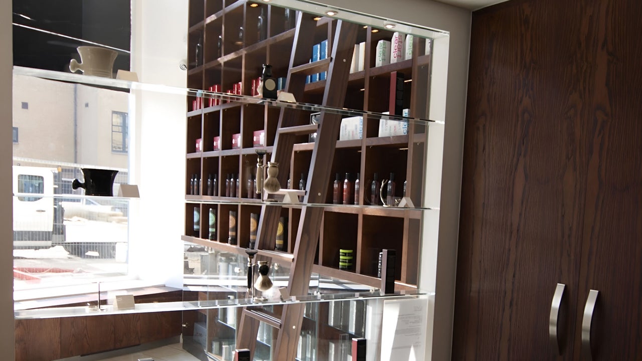 bd60c143-f7b3-40cf-9c75-8067d7955053-xanadu1816-gb-england-bradford-littlegermany-fresha-4179907