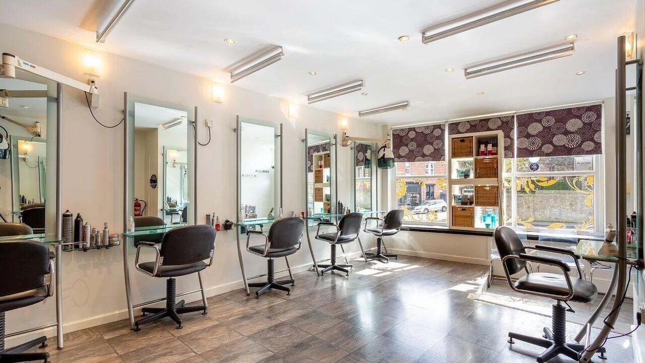 bd70e948-6ed5-46b8-a6ef-0a38d9de62c3-valenciasalon-gb-england-newcastleupontyne-southgosforth-fresha-7203689