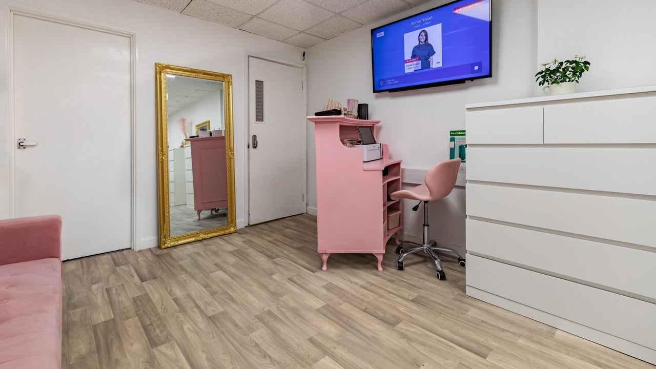 be0439c2-2799-443d-8016-21e316e14e16-luxebeaut-gb-wales-cardiff-noliftavailable-fresha-7376013