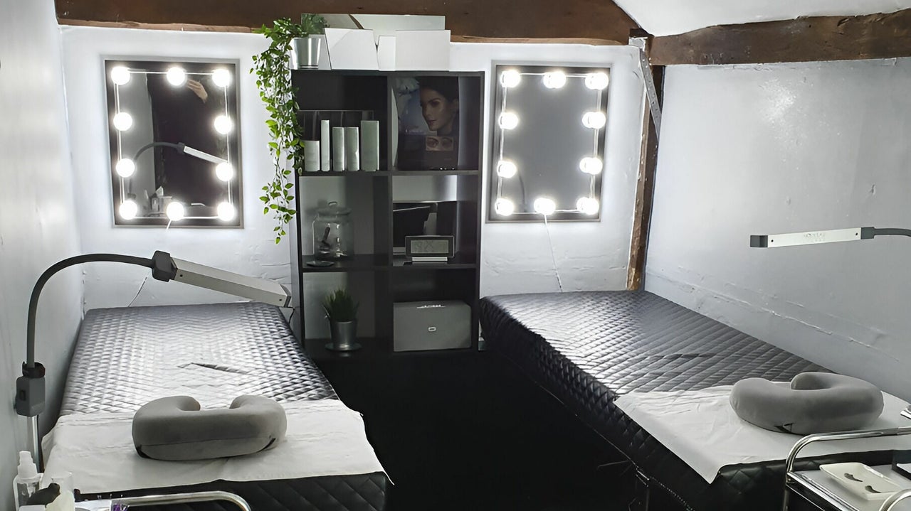 be50ac7a-1f95-44b5-b2de-3d583b2c37e5-kmhairandbeauty-gb-england-braintree-fresha-7321721