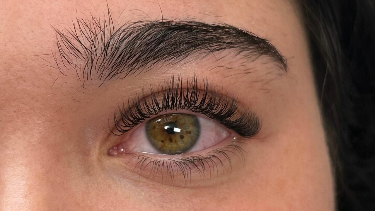 be5b960f-ee06-4392-b3f4-fe813118eabd-lashedbyells-gb-england-london-fresha-2311251