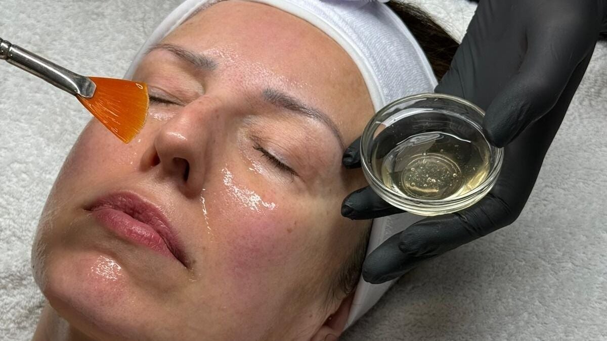 be673e74-5295-4ed1-a704-dd6dabb5b769-lidiabutalashbrowboutique-gb-wales-gowerton-fresha-1653355