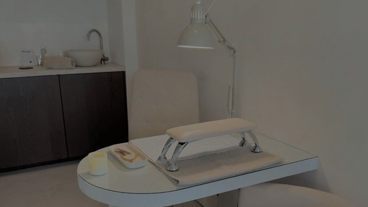 bef10b83-f98e-482e-b0b3-9cb2fd76eb4a-dirtyblondehairsalon-gb-southampton-fresha-3169266