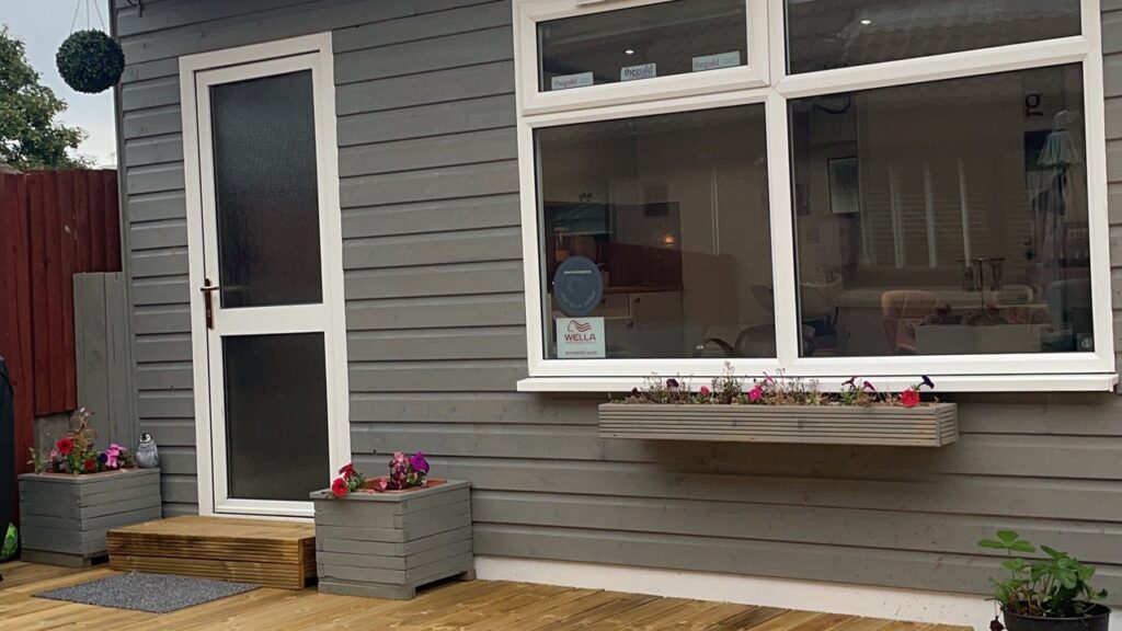 bfdee53d-07ab-4767-95d8-eee6bc520579-therosecabin-gb-scotland-oldmeldrum-fresha-2775123