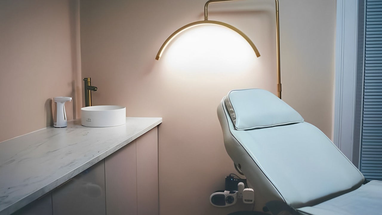 c12edebb-b4cd-4ba3-8498-0d8dfbeabc31-imrantaiaesthetics-gb-england-batley-fresha-6964257