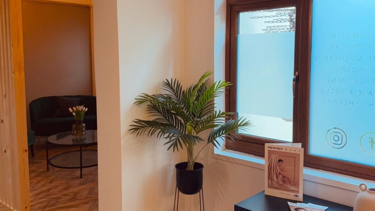 c133c8c7-edf4-4a58-85ef-2c95034329a0-renuclinic-gb-england-henstead-fresha-5059560