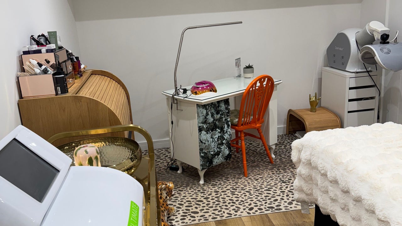 c14d0bd7-9c32-4209-a6ce-d16799573afc-theface-gb-england-worcester-broomhall-fresha-5796616