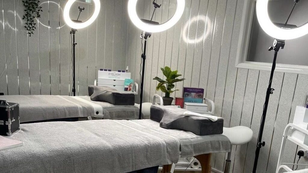 c1ce8919-11d6-478d-8e69-4e725b208245-barebeautyandtanningboutique-gb-england-rochdale-milnrow-fresha-1849312