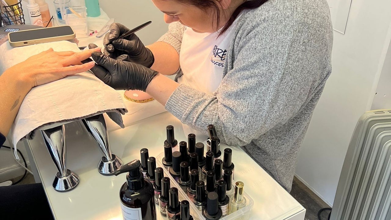 c289f09d-663e-46bb-9f0a-9ed1054eca0a-barenailscessityhiddenbeauty-gb-england-eastcowes-fresha-7681867