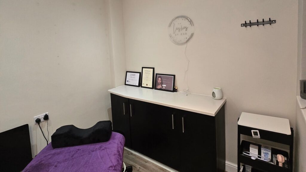 c2e18b28-3eec-4410-a895-85657b9bfbb7-lashesbyzoe-gb-england-brackley-fresha-8939299