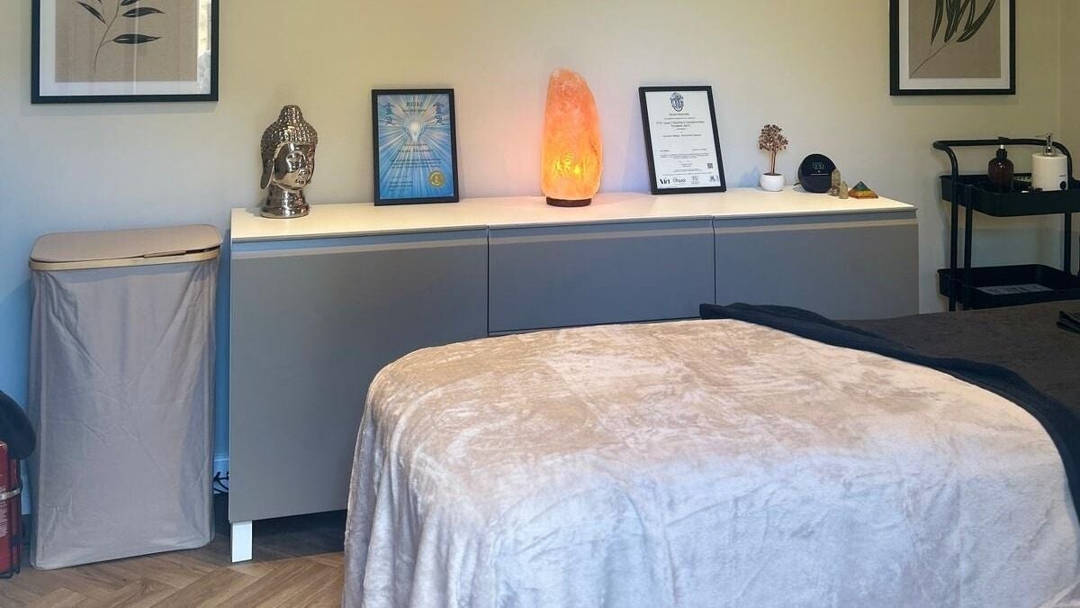 c3285d96-a531-4615-8144-eb01d1e768d7-alexanderaromaticswellnessstudio-gb-scotland-girdletoll-fresha-3268909