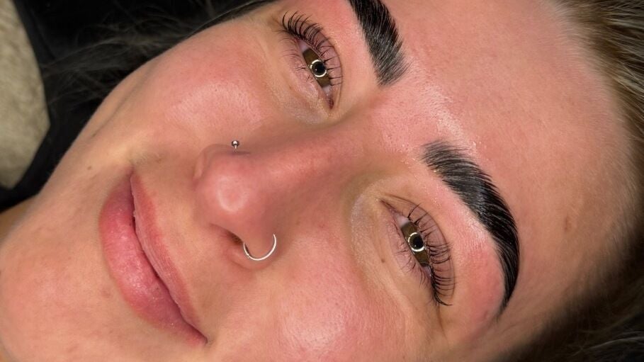 c4eafc74-f49d-42a0-ab88-65d7aa565b04-houseoflash-gb-england-wallsend-fresha-9715997