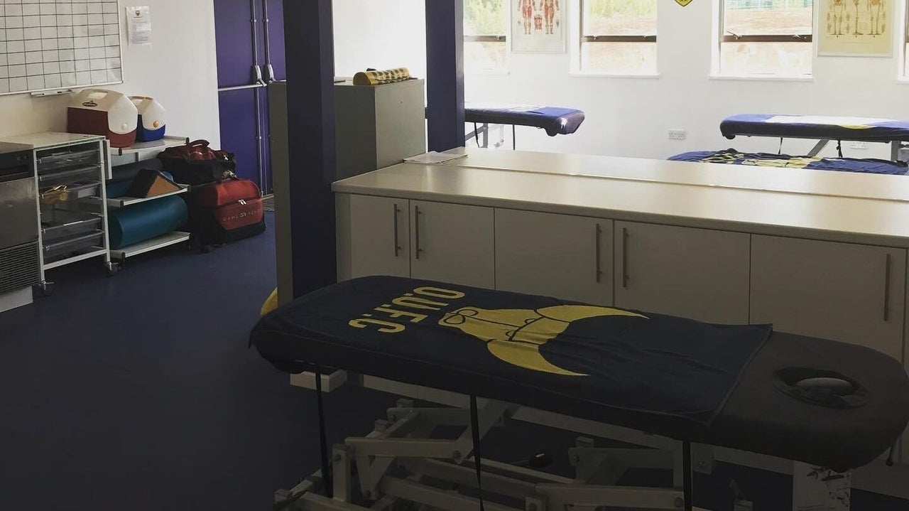 c5b217fb-a1da-40d8-9de3-7eac26ffb600-nbsinjuryclinic-gb-england-bicester-fresha-4383112