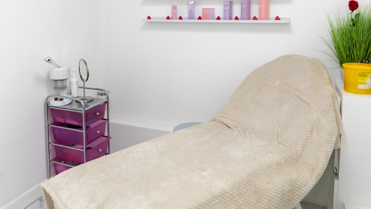 c5b3498f-3d72-4f95-927f-2cdfd0d75315-gemmascouthairsalon-gb-england-bexleyheath-fresha-6296780