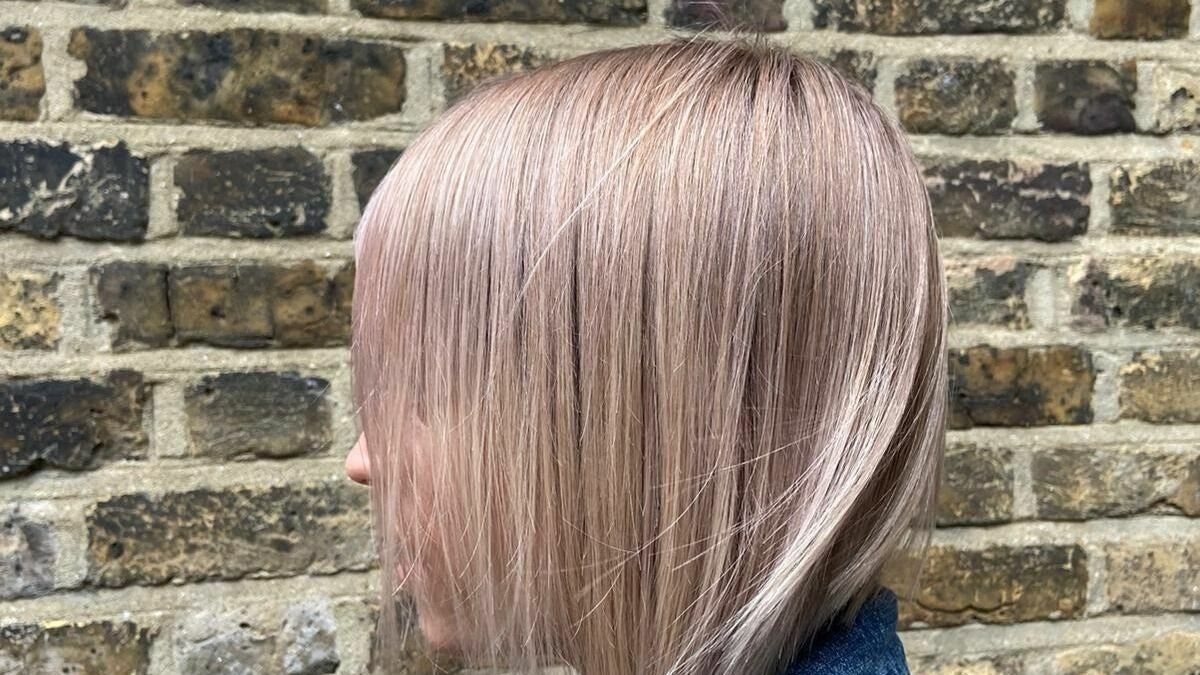 c5c97daf-e21d-4168-9728-86417045809e-deanmccarthyhair-yoga-reiki-gb-england-london-fresha-3403857