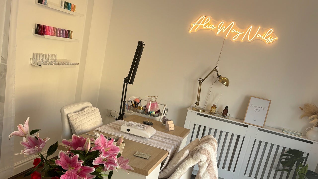 c626c7cc-85a9-4074-a879-e0d7a688dd61-alicemaynailss-gb-england-swindon-fresha-3588120