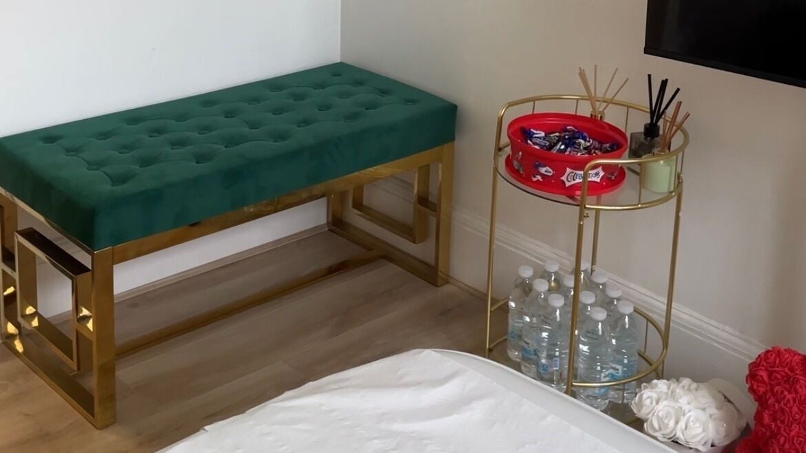 c65ca404-d7bb-41ef-a81f-4ac469412dd6-nizbeautybase-gb-england-london-fresha-2058292