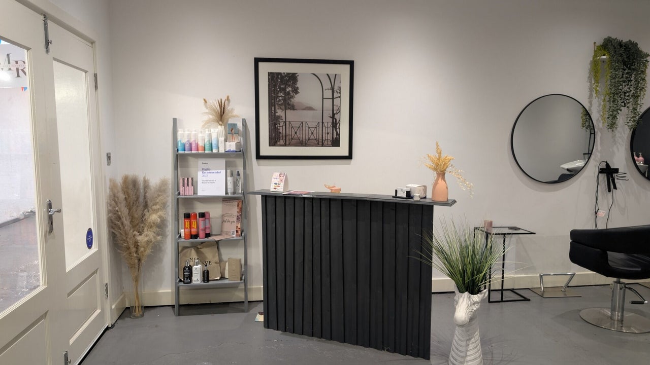 c7310d2b-1f00-4c47-b949-282155bccdd6-themillretreathairbeauty-gb-england-huddersfield-denbydale-fresha-1513721