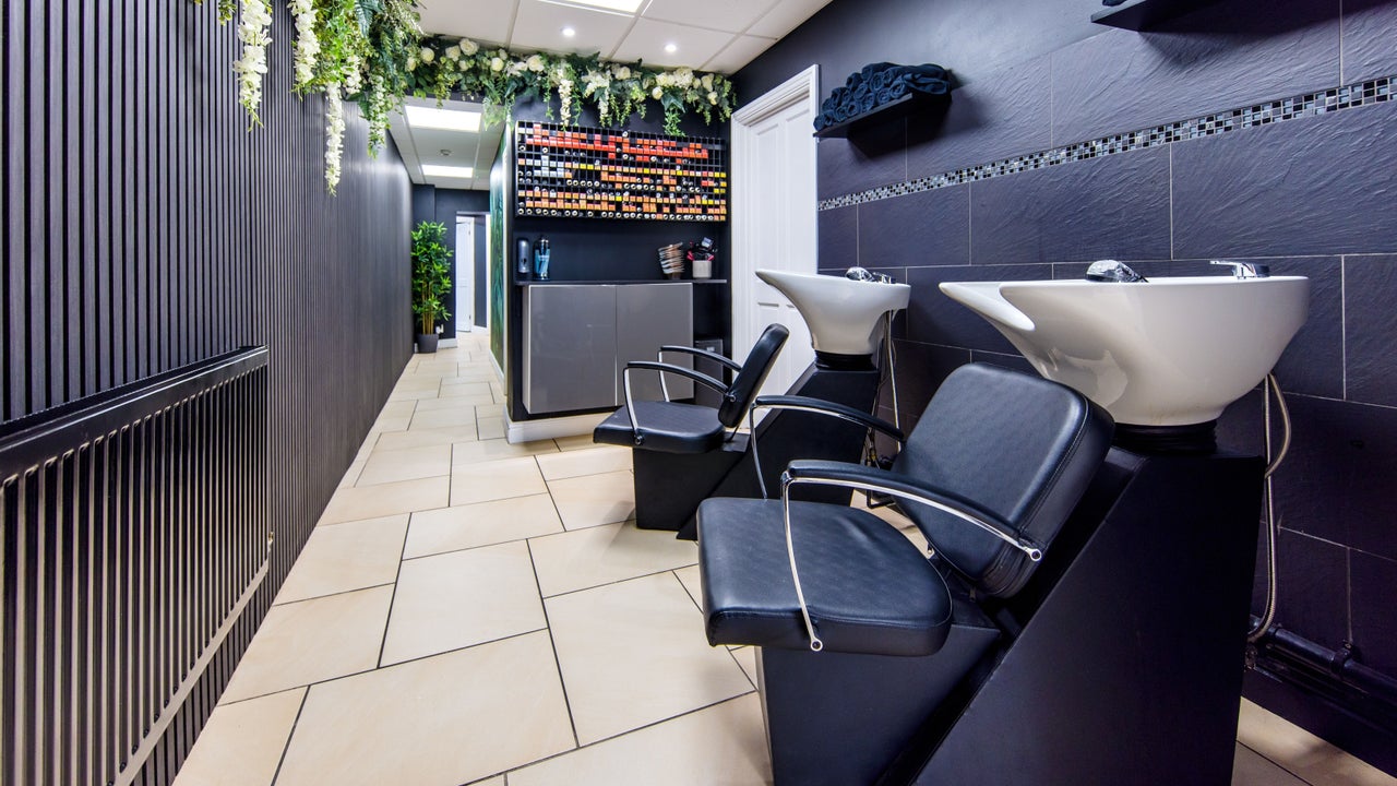 c73afede-a633-404c-80eb-bed180302d35-rebeccalee-thesalon-gb-swanseasa46qd-fresha-3900534