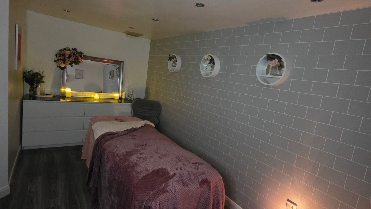 c7d9d819-d9e3-4098-b749-9900062849bd-adorebeauty-gb-scotland-aberdeen-fresha-5827434