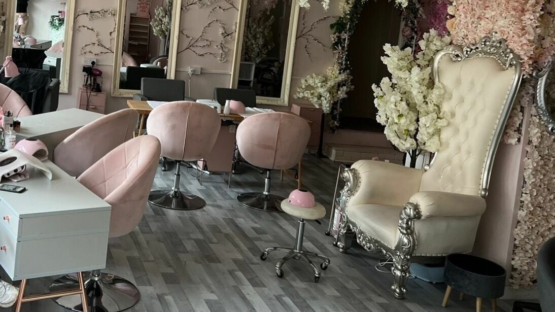 c8165cd9-a6cd-4fb6-9c43-e3f6884fd934-7078697