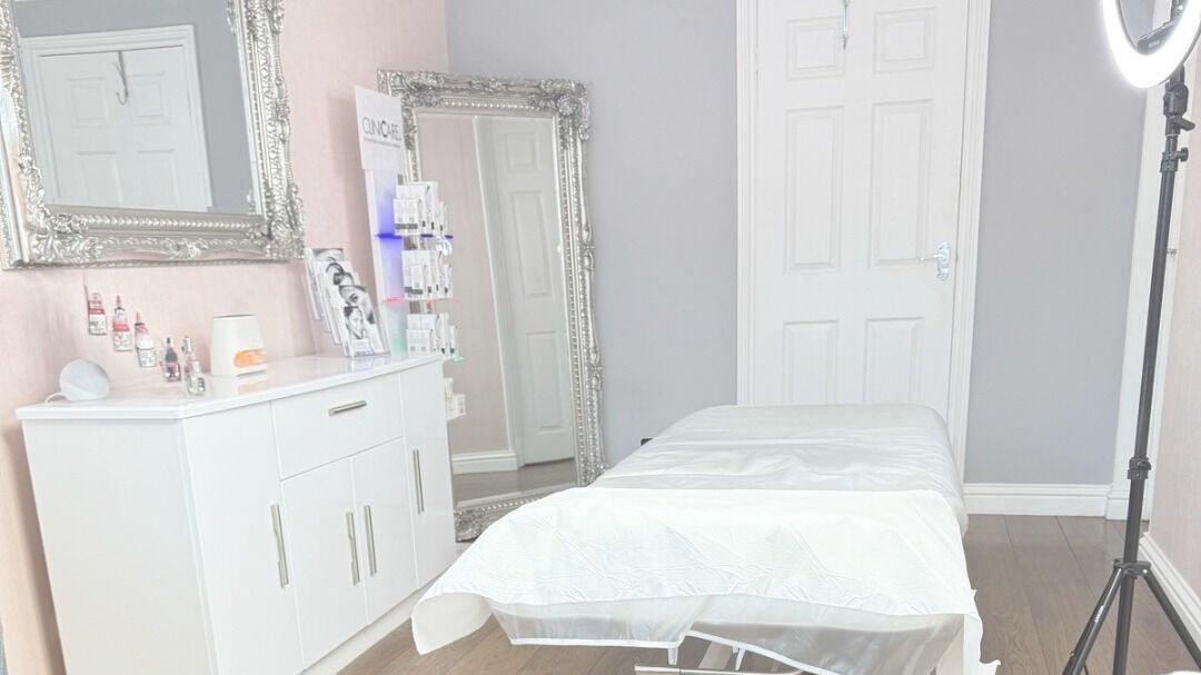 c8f33eb2-5753-4c90-ae47-a51525363bee-naturallyenhanced-gb-england-liverpool-kirkby-fresha-5483671