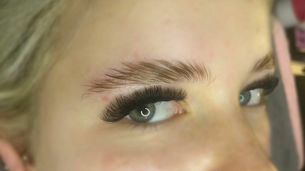 c9172f23-37bf-40d5-b76a-a5c612d52702-lashesbyellen-gb-england-wivelsfieldgreen-fresha-3070031