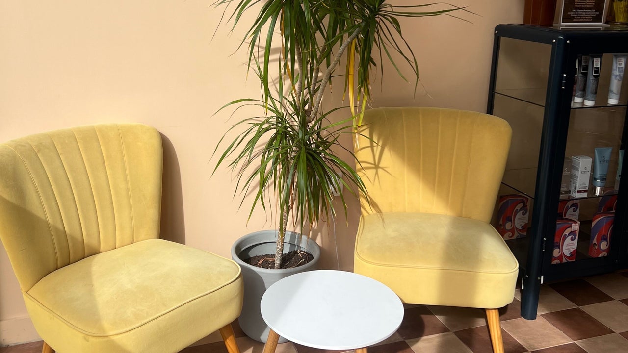 c97f0acc-1088-4ab4-bf76-137e31392429-maxine-gb-england-southend-on-sea-westcliff-on-sea-fresha-7282010