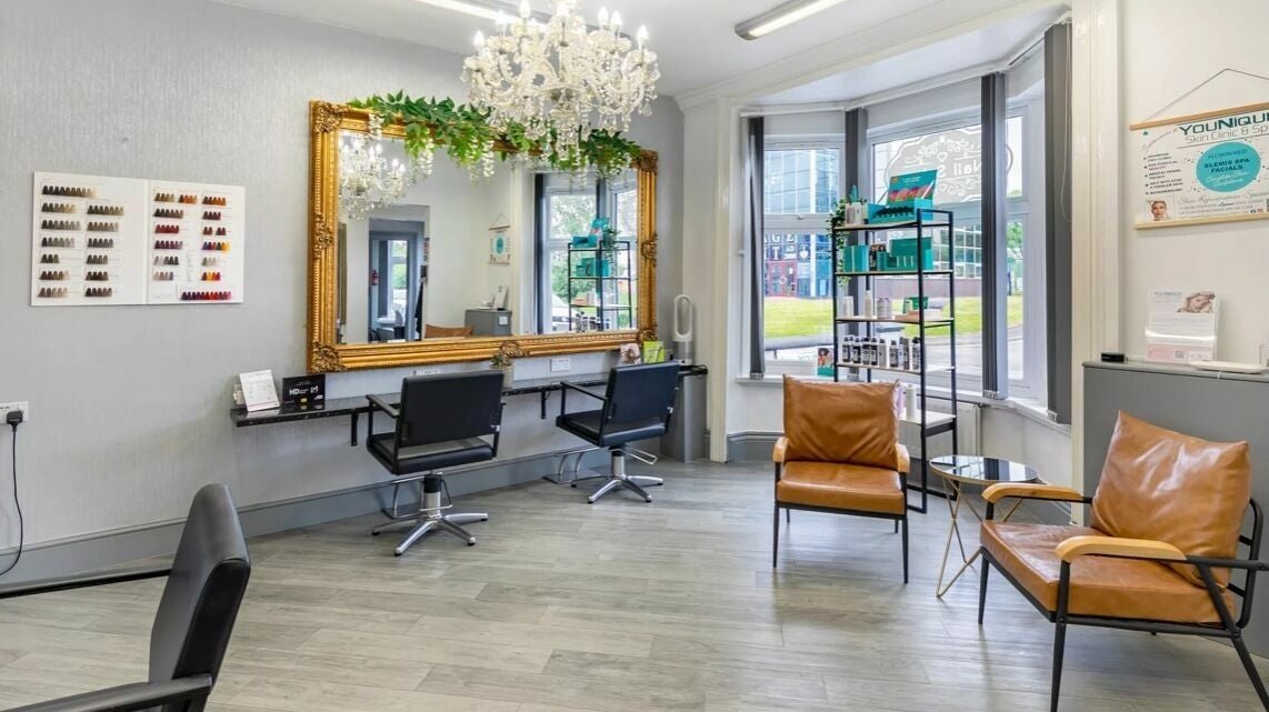 c9ab2d2c-7765-4c4d-aff7-98dad85c5c18-hdhairandbeauty-gb-england-cannock-fresha-4000142