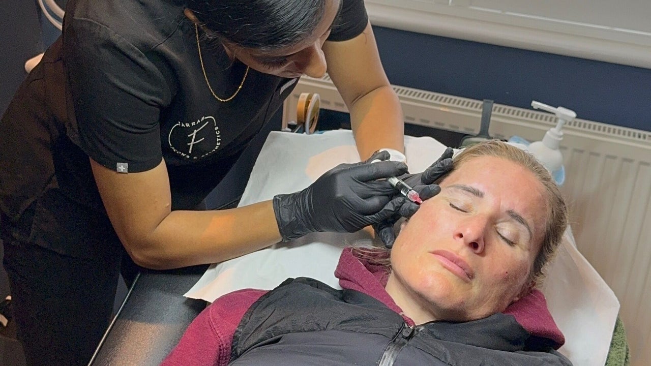 c9bb2e12-eb7f-49d1-afd0-cda8900e0f63-farrahbrowsaestheticshomeclinic-3coombecrescent-gb-england-hampton-fresha-3593557