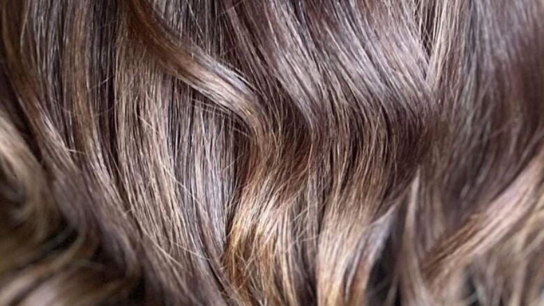 c9e0fba9-1c61-41e0-bec9-e09229359cb2-dlmcreativehairdressing-gb-wales-neath-fresha-2137855