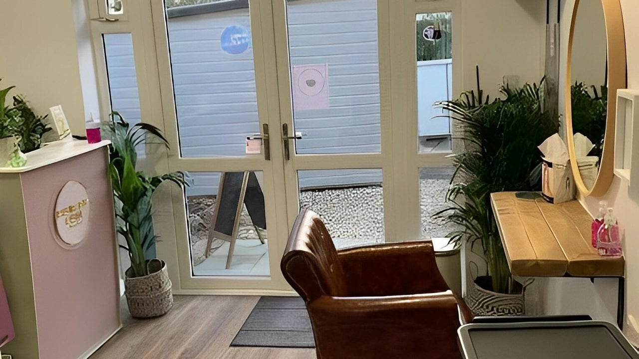 ca00626d-b4b2-410e-b7d7-448d3a03b333-hairbypamfairford-gb-england-fairford-fresha-8259964