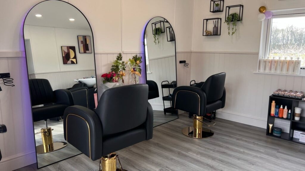 ca724683-26f4-4a3f-872d-f2ca5d2fa644-ajhairstudio-gb-england-peterborough-leicesterroad-fresha-6690477
