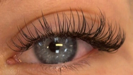 caba7e24-7ee7-4ede-bdeb-e202ccfafbe0-thelashstudione-gb-england-jarrow-fresha-9730979