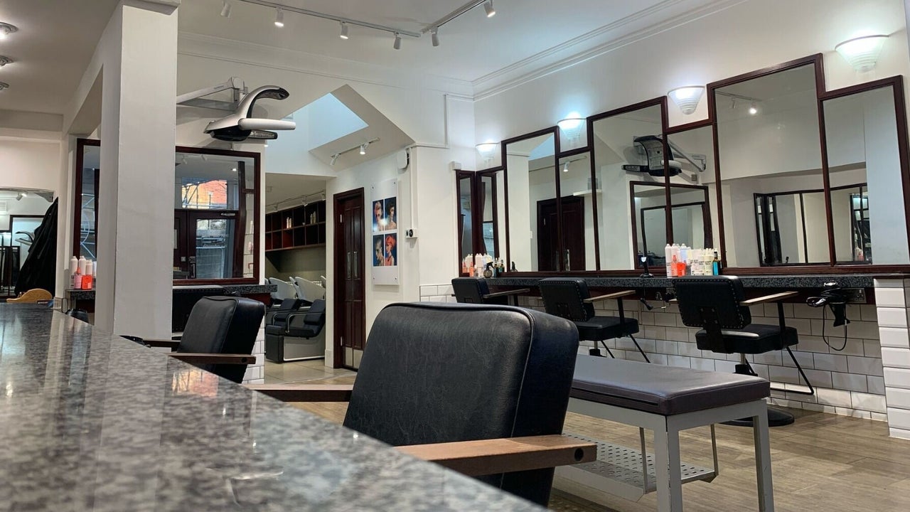 cb34c9ee-c226-4602-8155-2684a2a90b99-mahoganyhair-turlstreet-gb-england-oxford-fresha-1224630