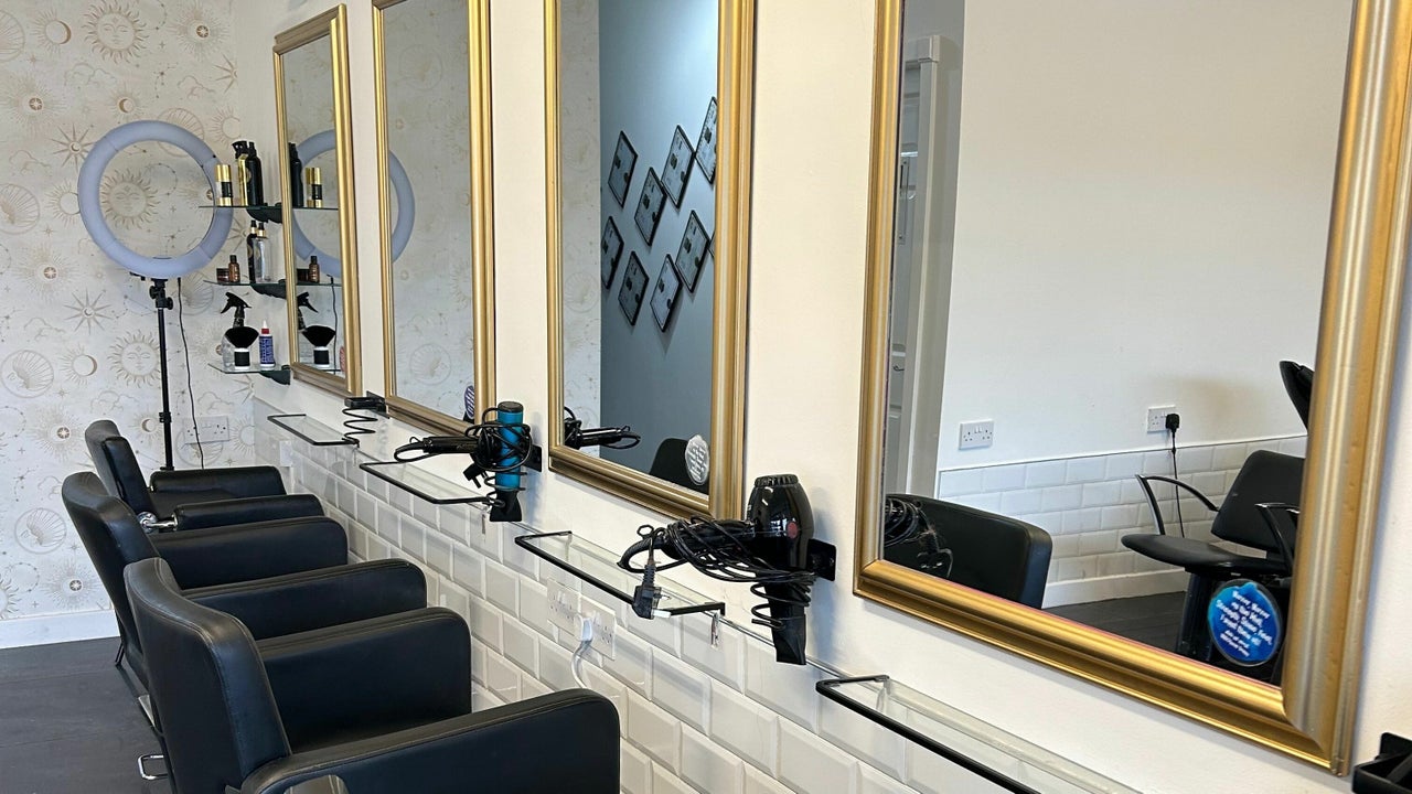 cb92bed8-fd15-41cb-8e1e-3b1c72f6ae38-hjcollective-gb-england-heywood-fresha-3770956