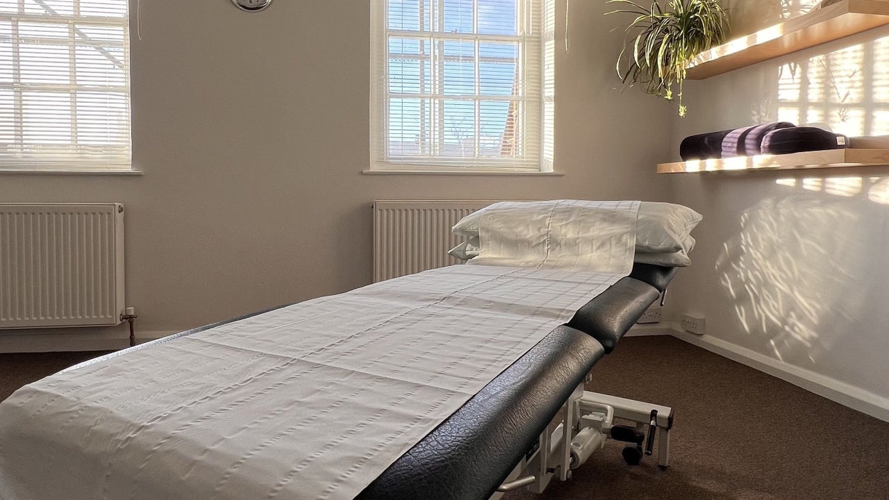 cba09714-77b1-43a7-8125-7daaa8a27514-thegreenparrotclinic-gb-england-swaffham-fresha-4025028