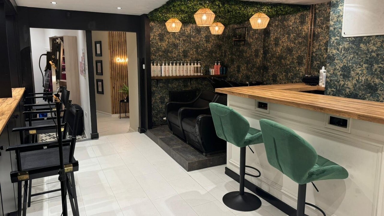 cbd21a08-c37f-4e14-a4f4-7f689d486bf7-oaksalonhairandbeauty-gb-scotland-hamilton-fresha-5273656