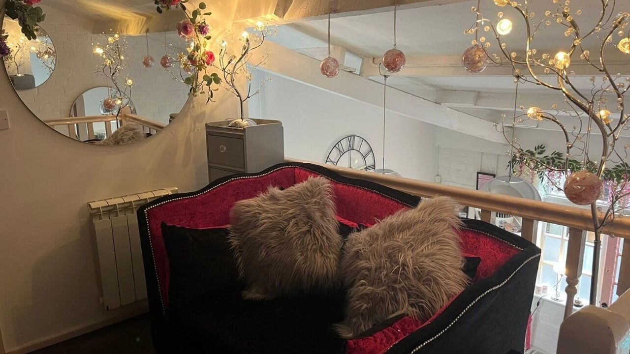 cc008a83-e853-4c4b-bfc3-4c215e12a0db-beautybylaurajayne-gb-england-tutbury-fresha-7079741