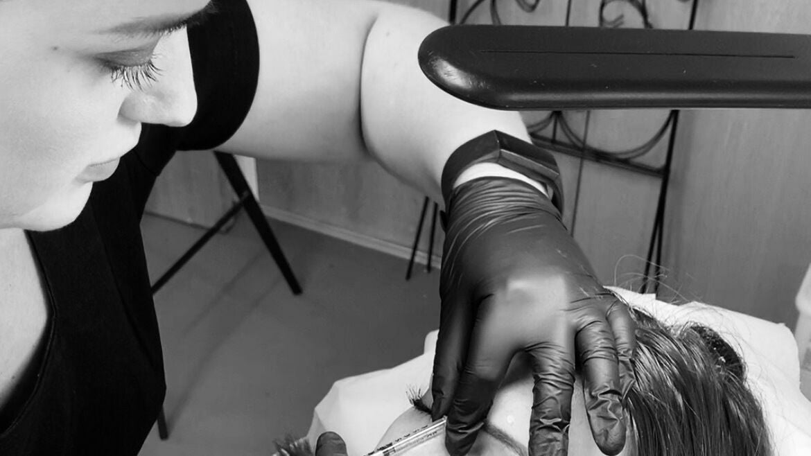 cc312f93-8c94-4449-b817-2b195e3a9b15-urbanbeautystudio-gb-england-godalming-farncombe-fresha-5520757