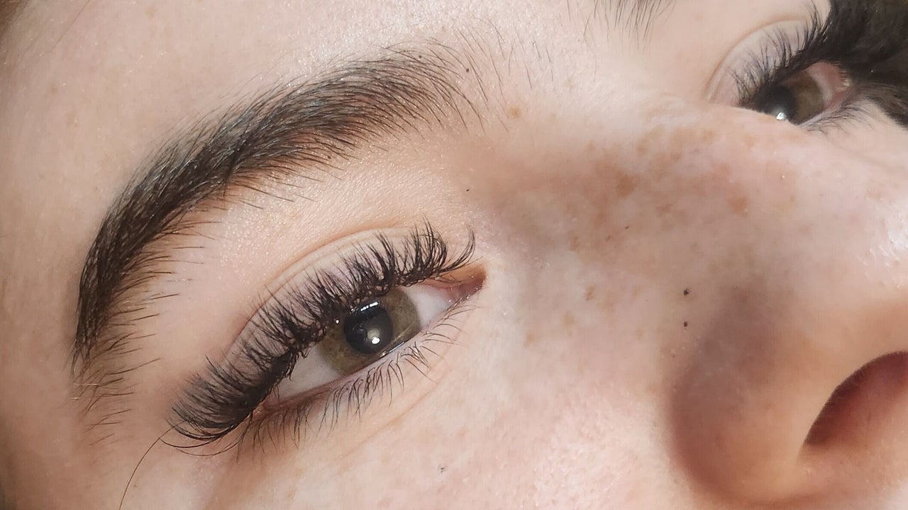 cce05c34-a271-4912-b17d-1492dff16f69-lashesbyzoe-gb-england-brackley-fresha-4593405