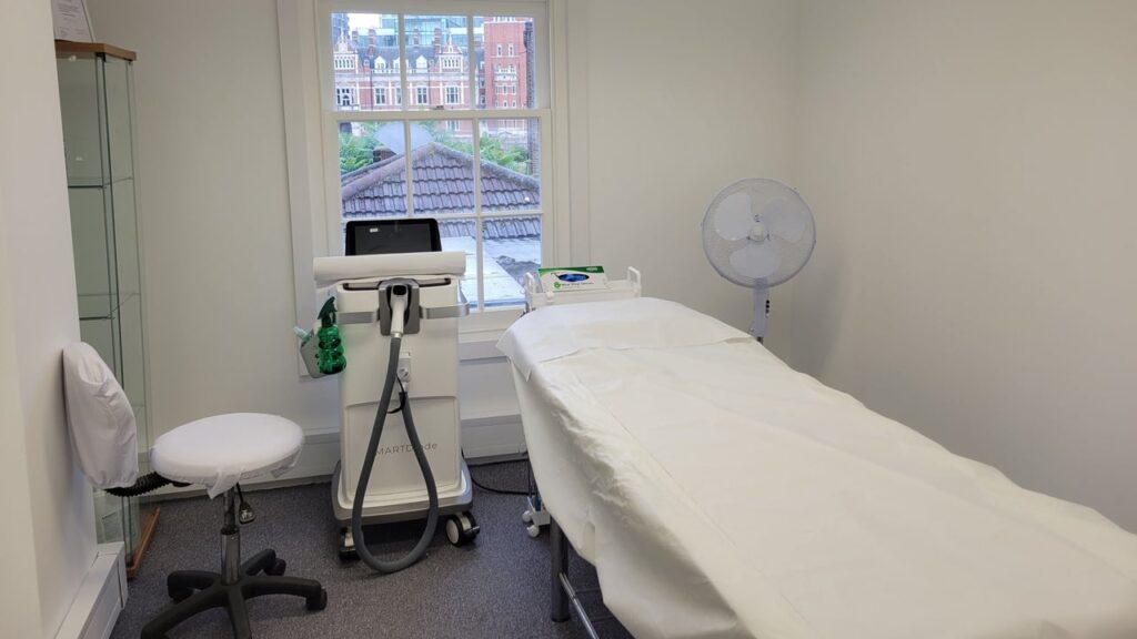 cd84b858-b25e-42c8-a5bb-b57c80380099-6751064