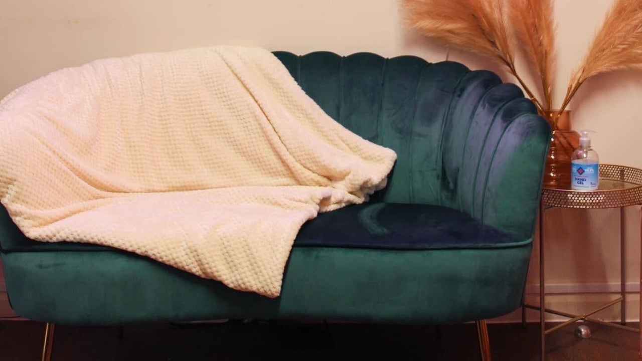 cd91d98b-b0b4-4f7f-9ab4-2317b8c38439-lucys-gb-england-redhill-southnutfield-fresha-9613529