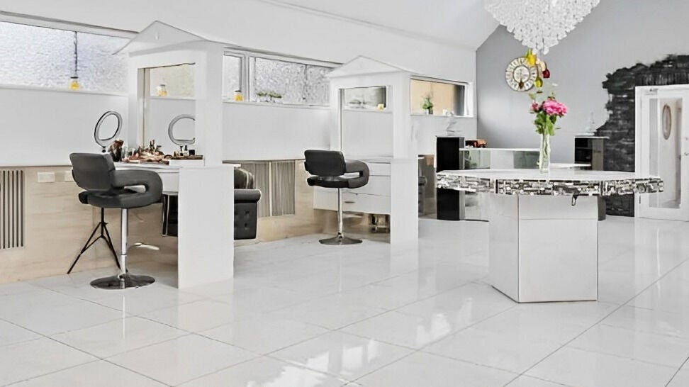 cf610af2-7a01-4780-b32e-92b23863bf9b-bellehairbeautybar-gb-northernireland-strabane-fresha-6232779