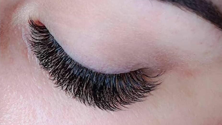 cfb9c980-625f-4f77-9af3-5a0ea3b916f5-6176613