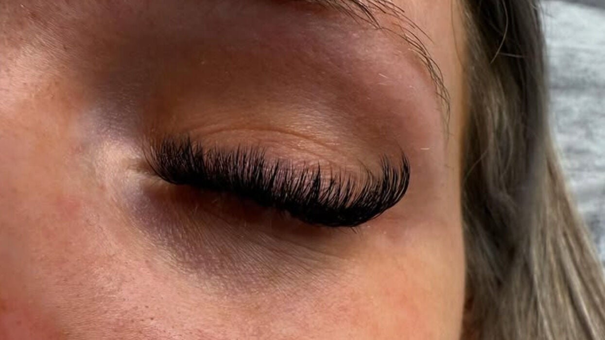 cff7cbbb-3aec-4624-aa7b-da3e8995f196-elegantsirens-gb-england-tidworth-fresha-6799508