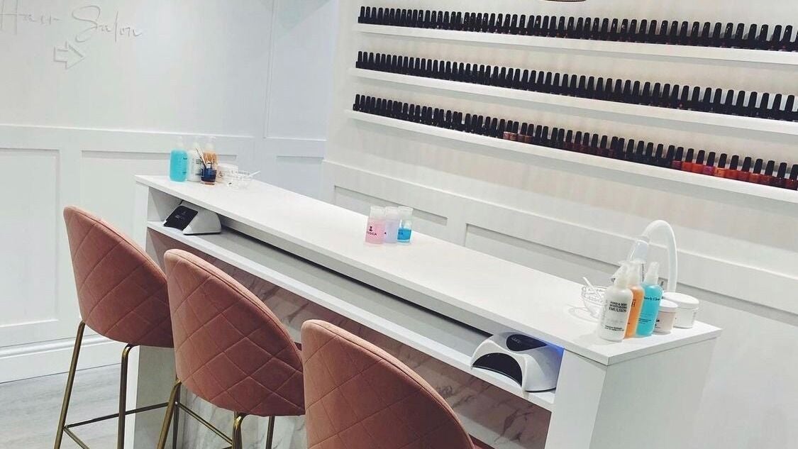 d052a062-988b-4eb0-a1e5-ff532a3edded-flawlessfaces-hairbeauty-gb-england-stamford-fresha-1488503