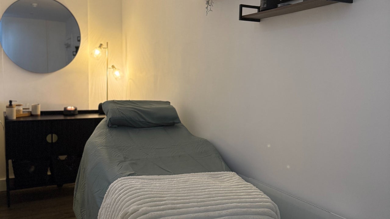 d0838144-e01a-41a4-bb90-4213564b1e43-beautybygonzlez-gb-england-westbridgford-fresha-1603082