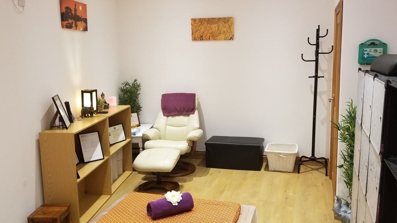 d096e9e5-b05f-47ad-b5a7-891a1aea5731-louththaimassage-gb-england-louth-fresha-3529761